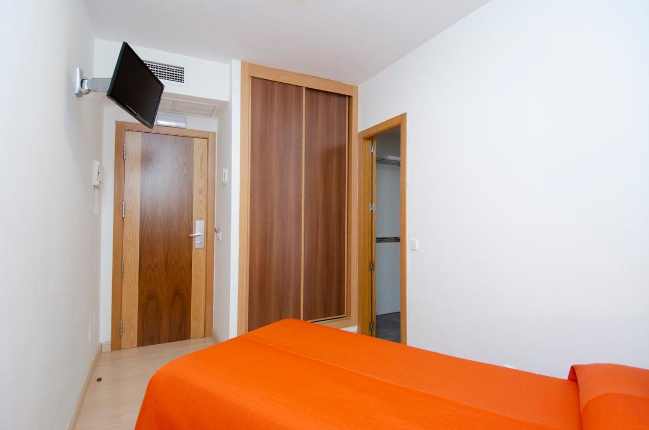 Hostal Granado Madrid Exteriör bild