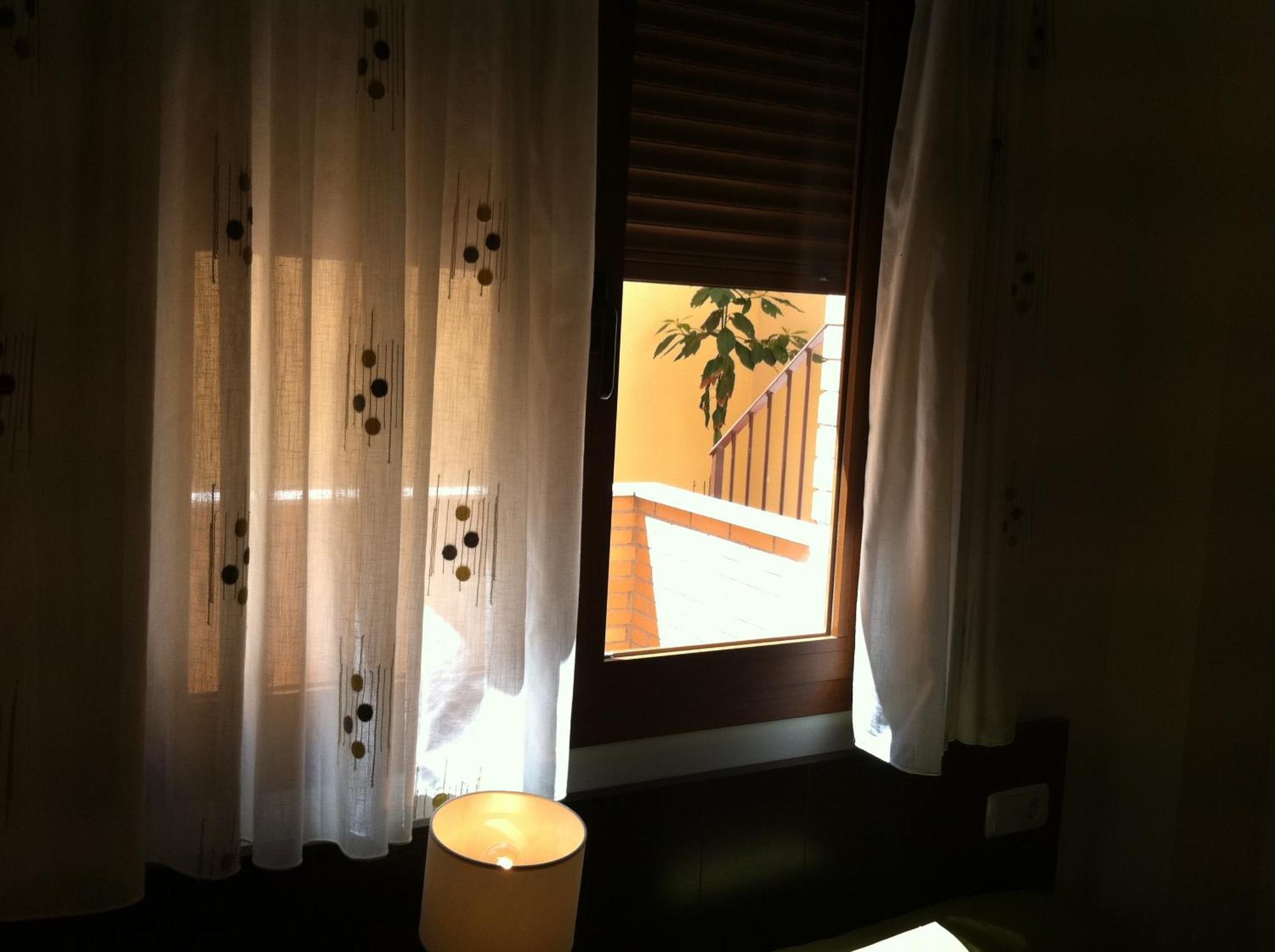 Hostal Granado Madrid Exteriör bild