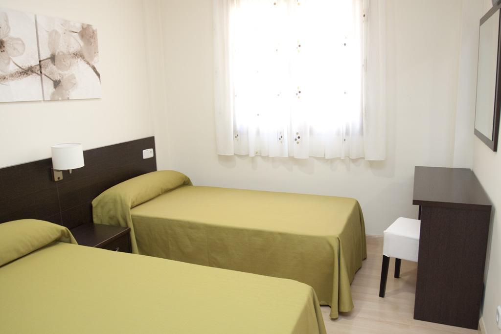 Hostal Granado Madrid Exteriör bild