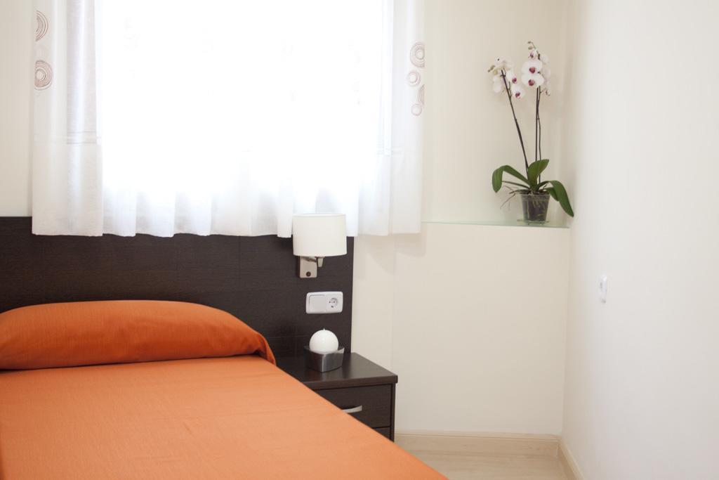 Hostal Granado Madrid Exteriör bild